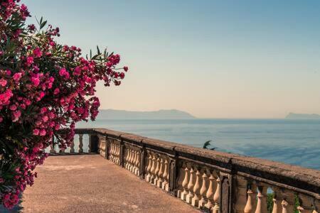Casetta Belvedere Napels Buitenkant foto
